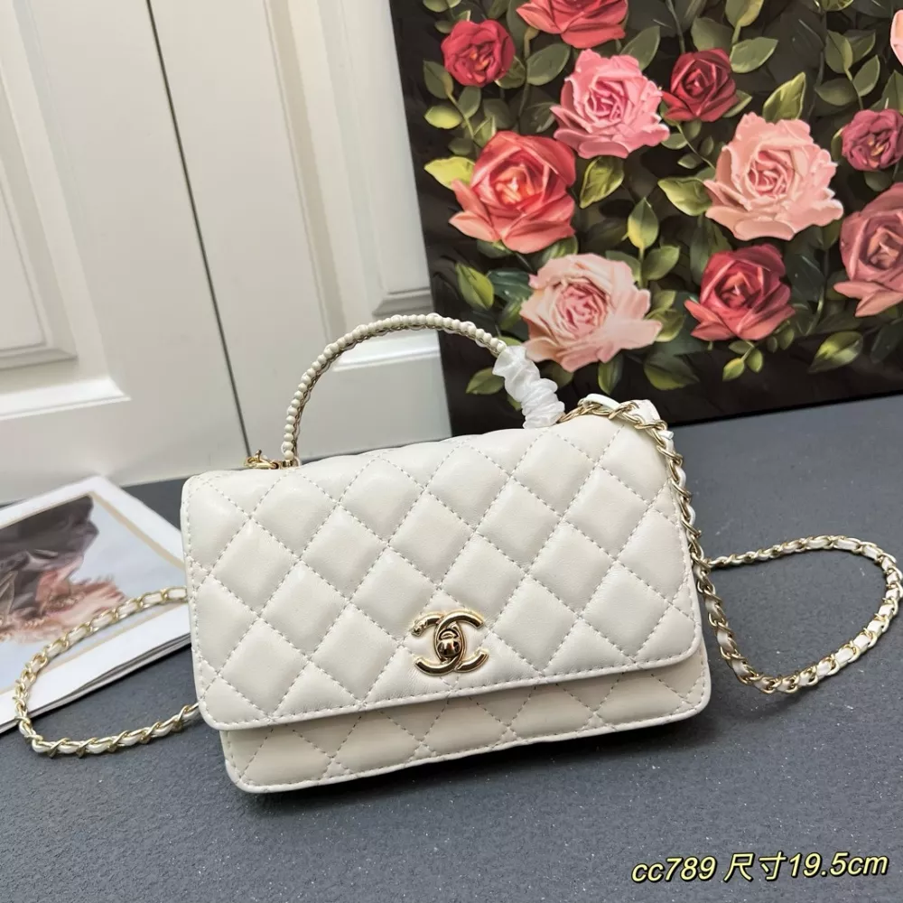 TopPick 5814 Chanel AAA Quality Messenger Bags For Women