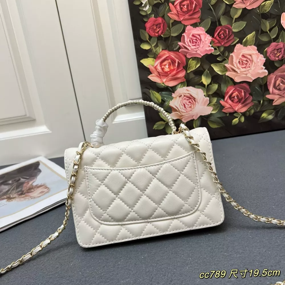 TopPick 5814 Chanel AAA Quality Messenger Bags For Women