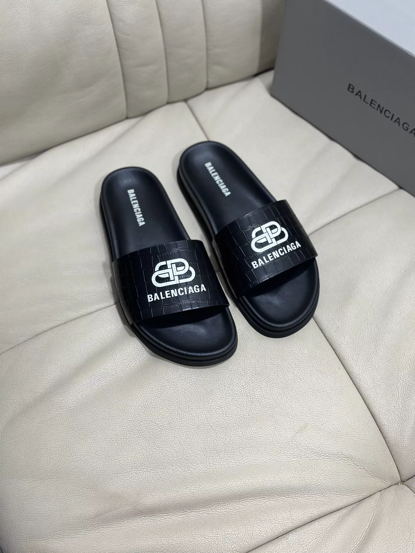 TopPick 5915 Balenciaga Slippers For Men