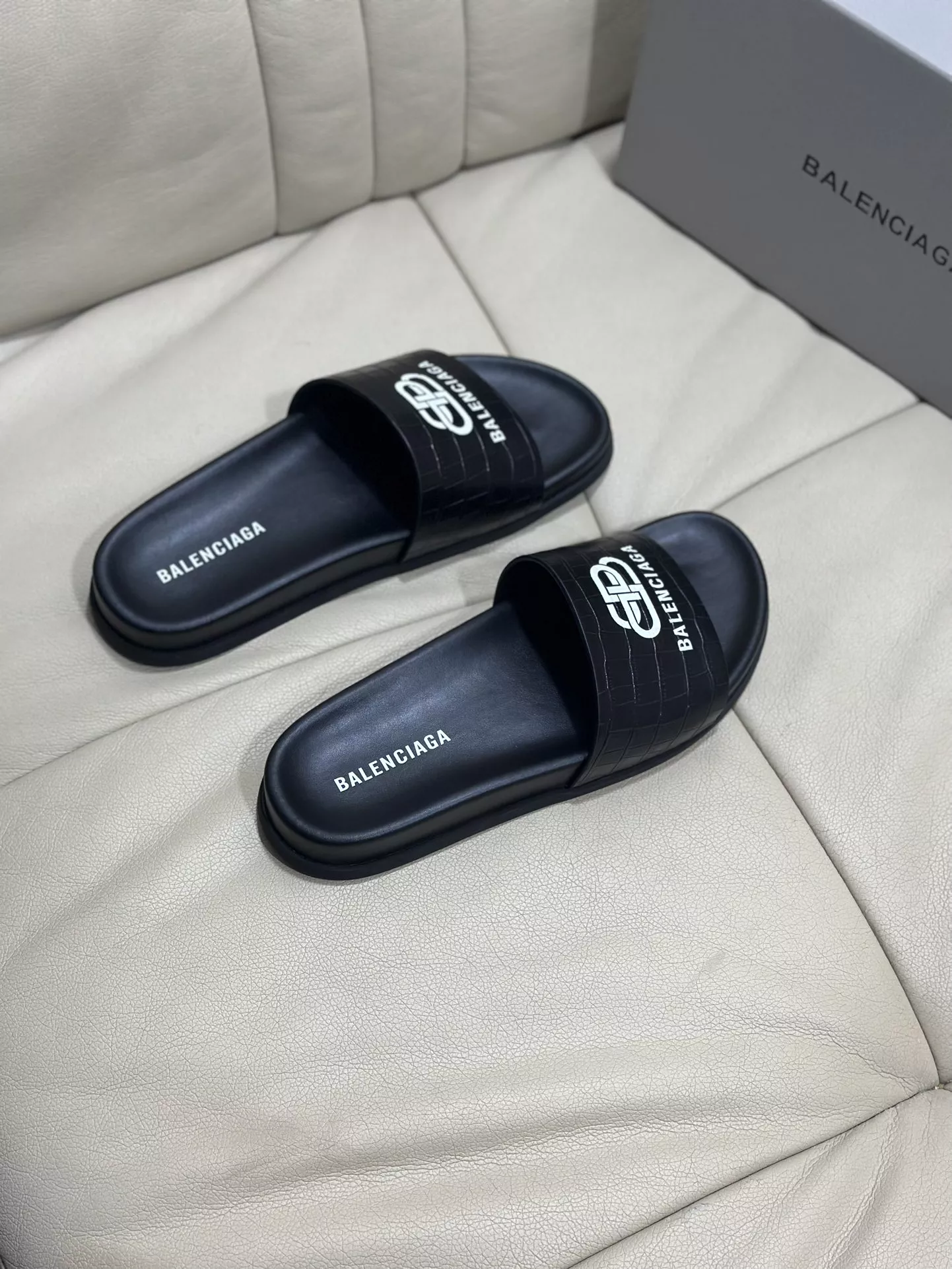 TopPick 5915 Balenciaga Slippers For Men