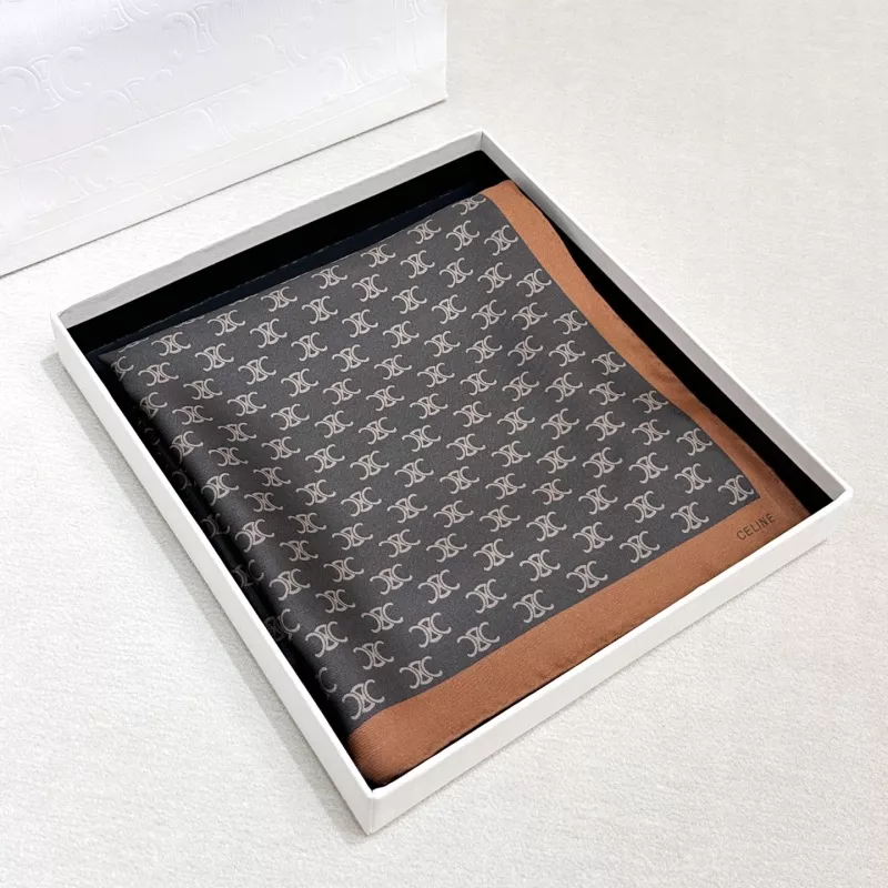 TopPick 600 Celine Silk Squares