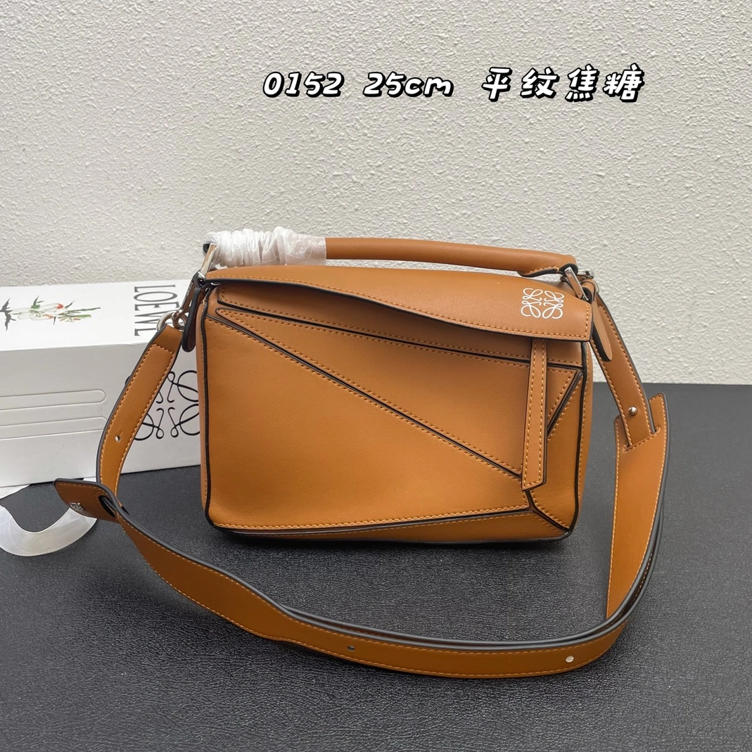 TopPick 6195 LOEWE AAA Quality Messenger Bags For Women