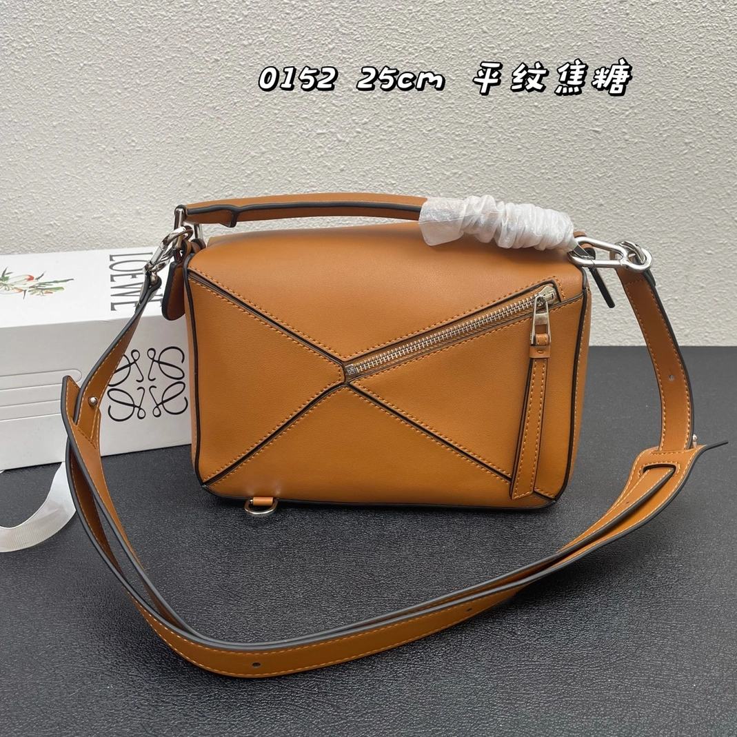 TopPick 6195 LOEWE AAA Quality Messenger Bags For Women