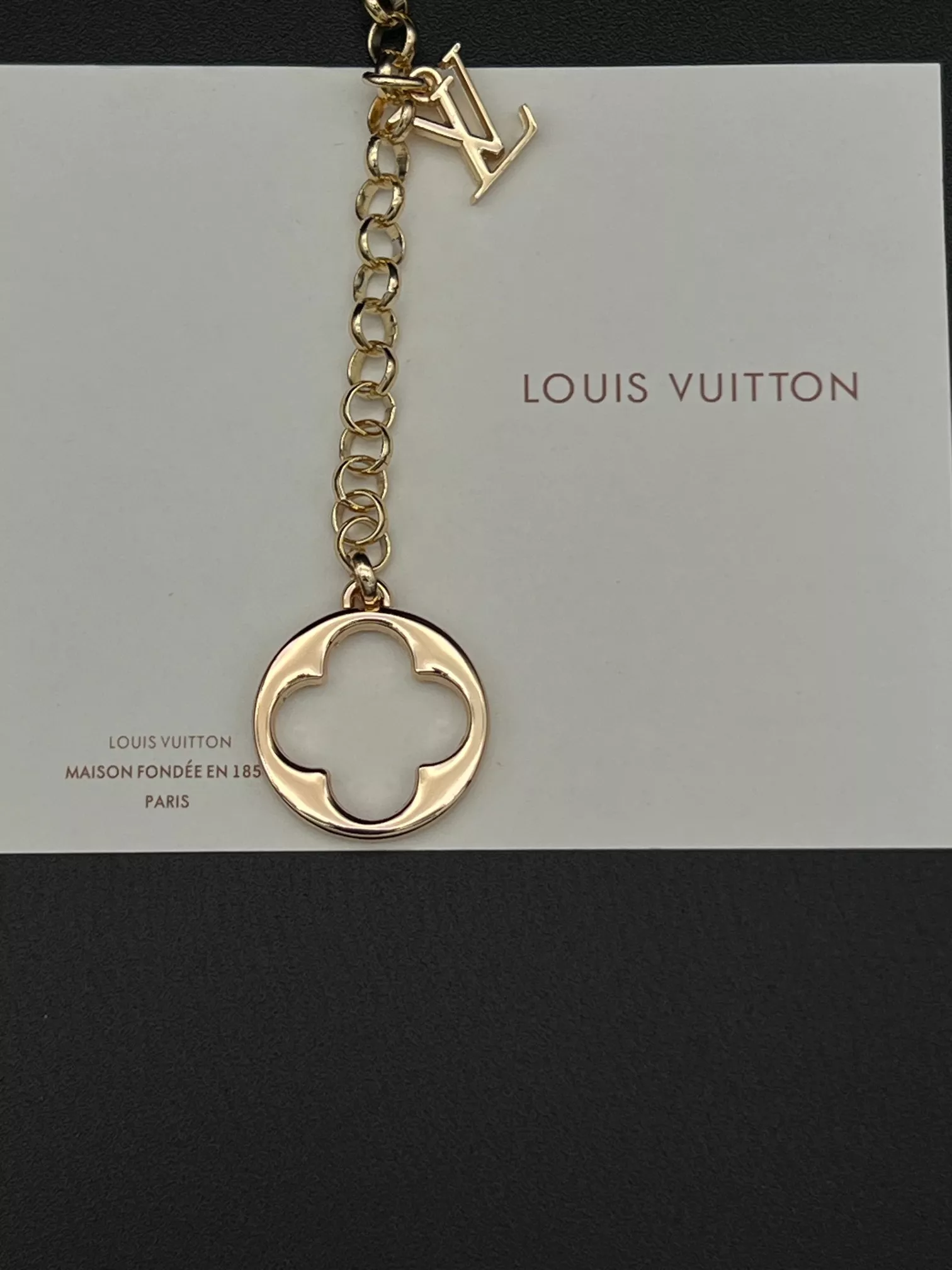 TopPick 7052 Louis Vuitton LV Key Holder And Bag Buckle