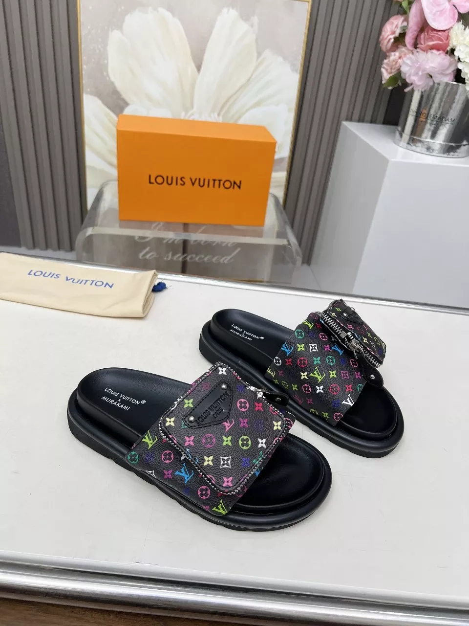 TopPick 7064 Louis Vuitton Slippers For Women