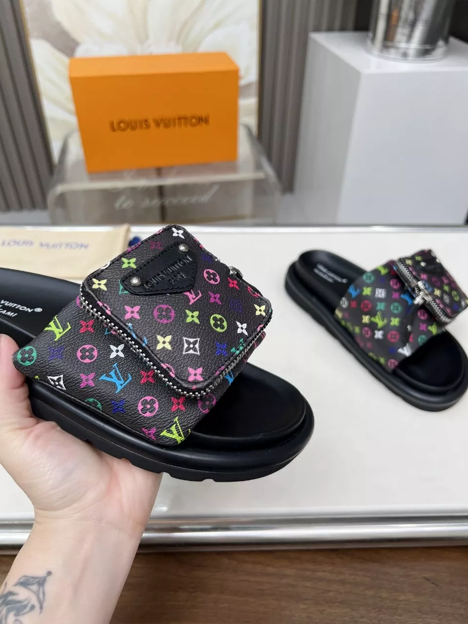 TopPick 7064 Louis Vuitton Slippers For Women