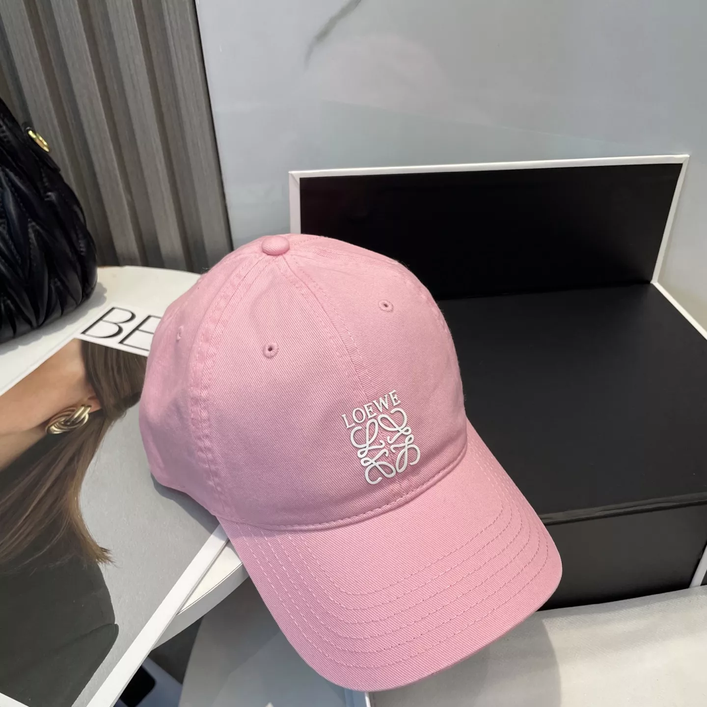 TopPick 7178 LOEWE Caps