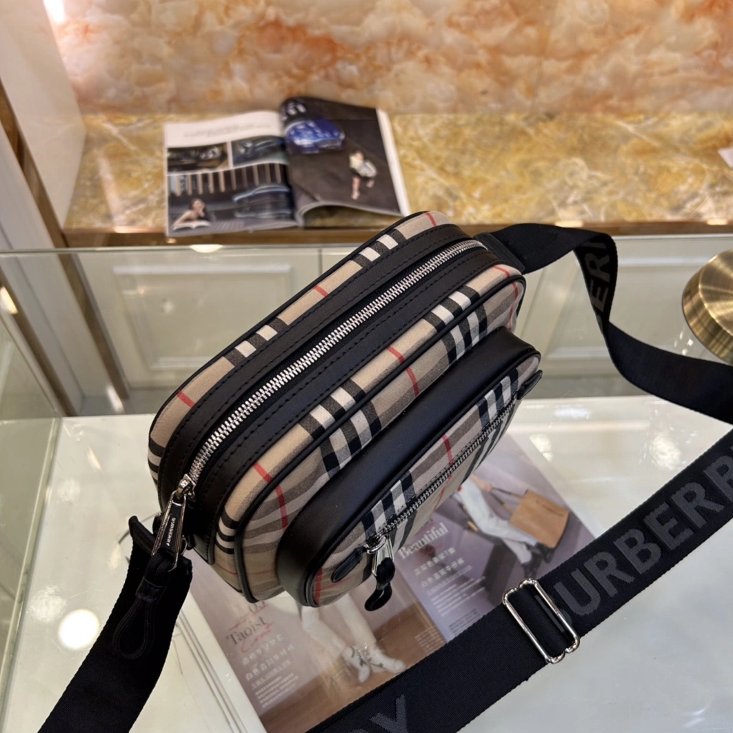 TopPick 718 Burberry AAA Man Messenger Bags
