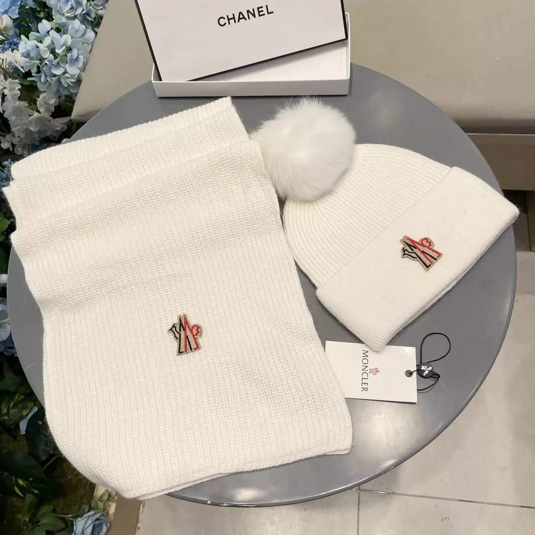 TopPick 8128 Moncler Hat and Scarf Set