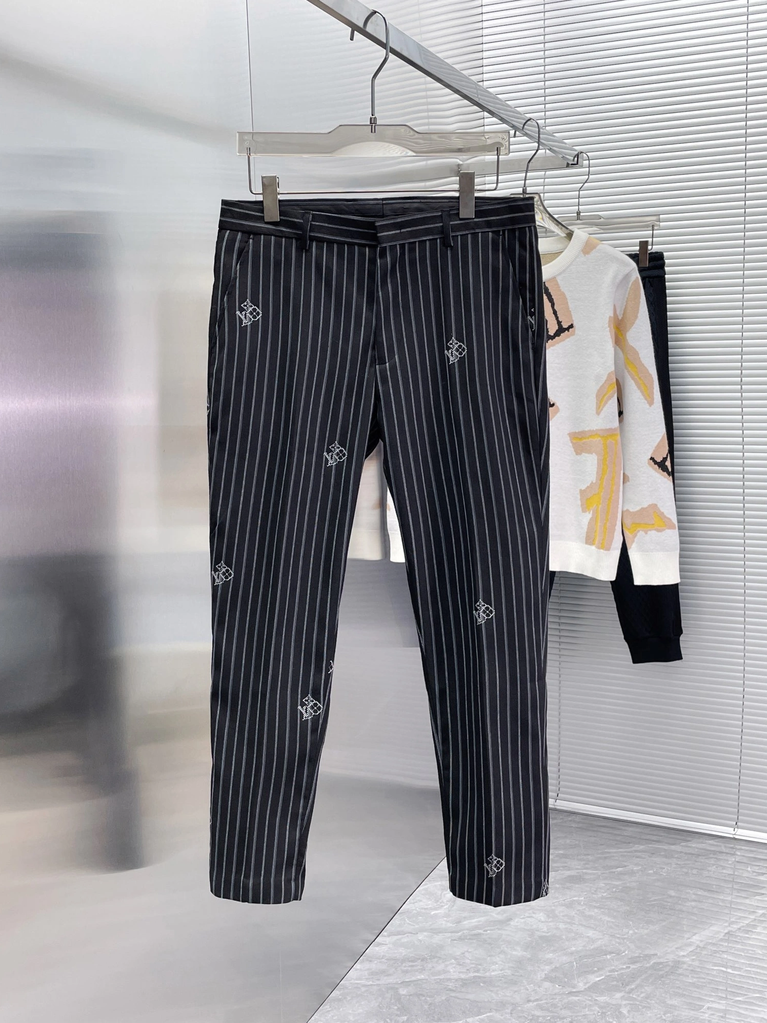 TopPick 8862 Louis Vuitton LV Pants For Men