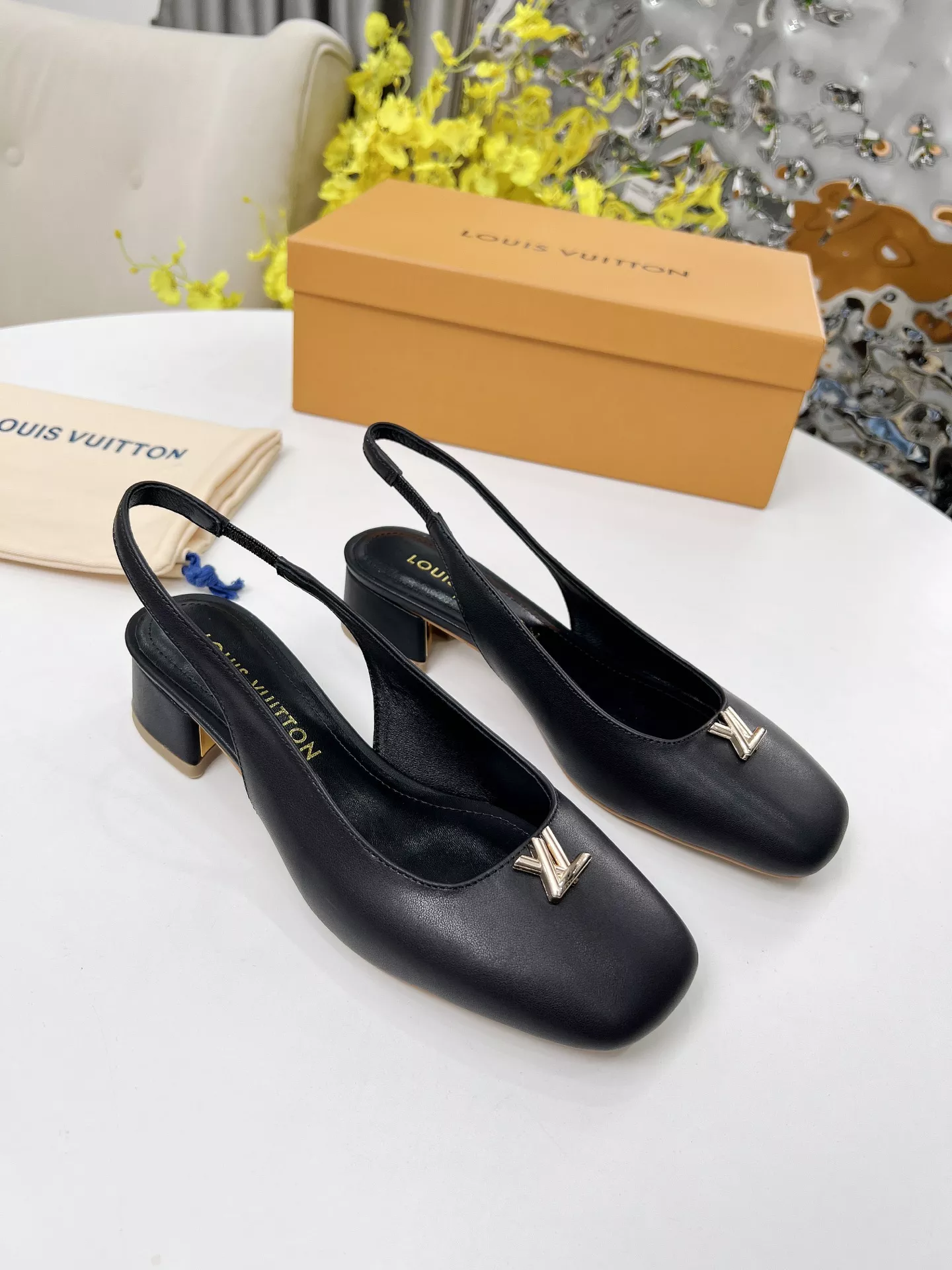 TopPick 9020 Louis Vuitton Sandal For Women
