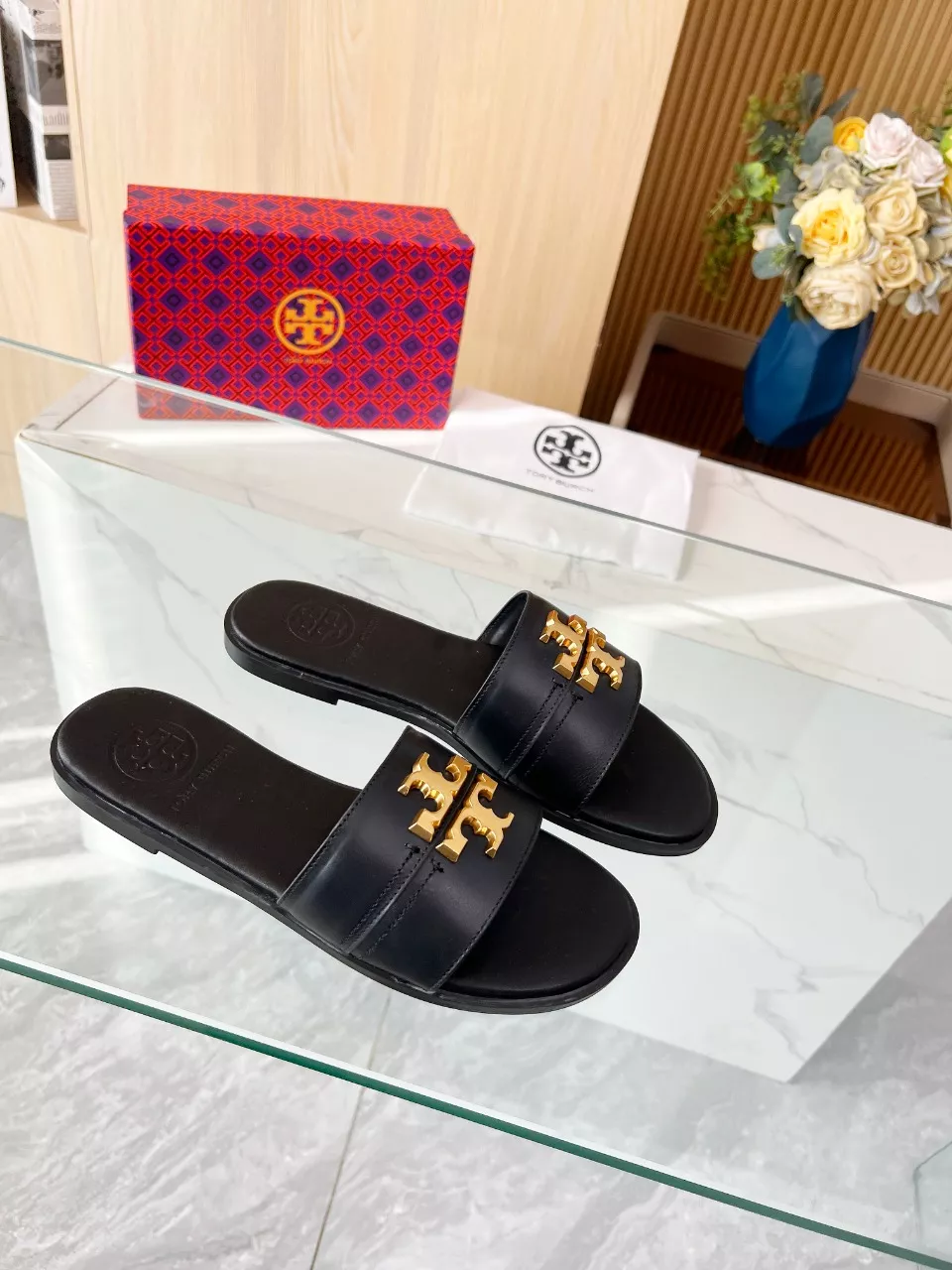 Tory Burch TB Slippers For Women Minimalist 3972