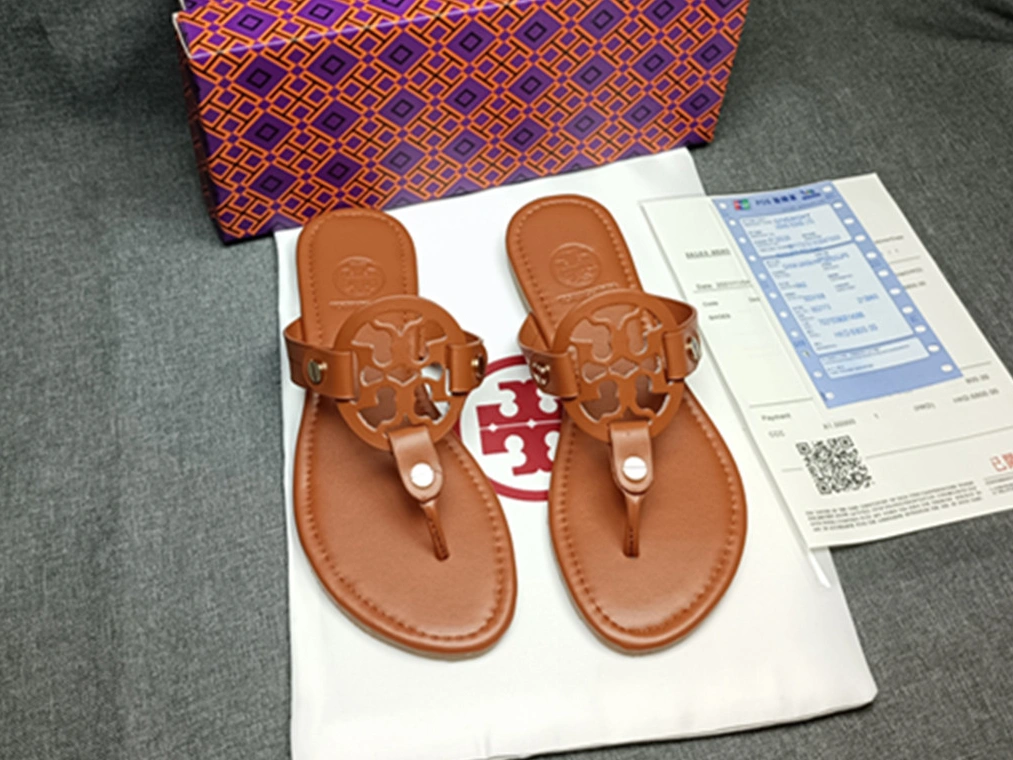Tory Burch TB Slippers For Women Minimalist 8601
