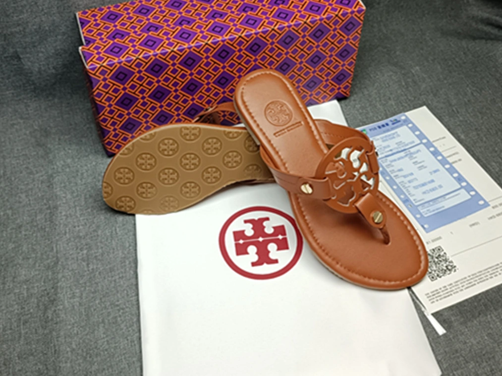 Tory Burch TB Slippers For Women Minimalist 8601