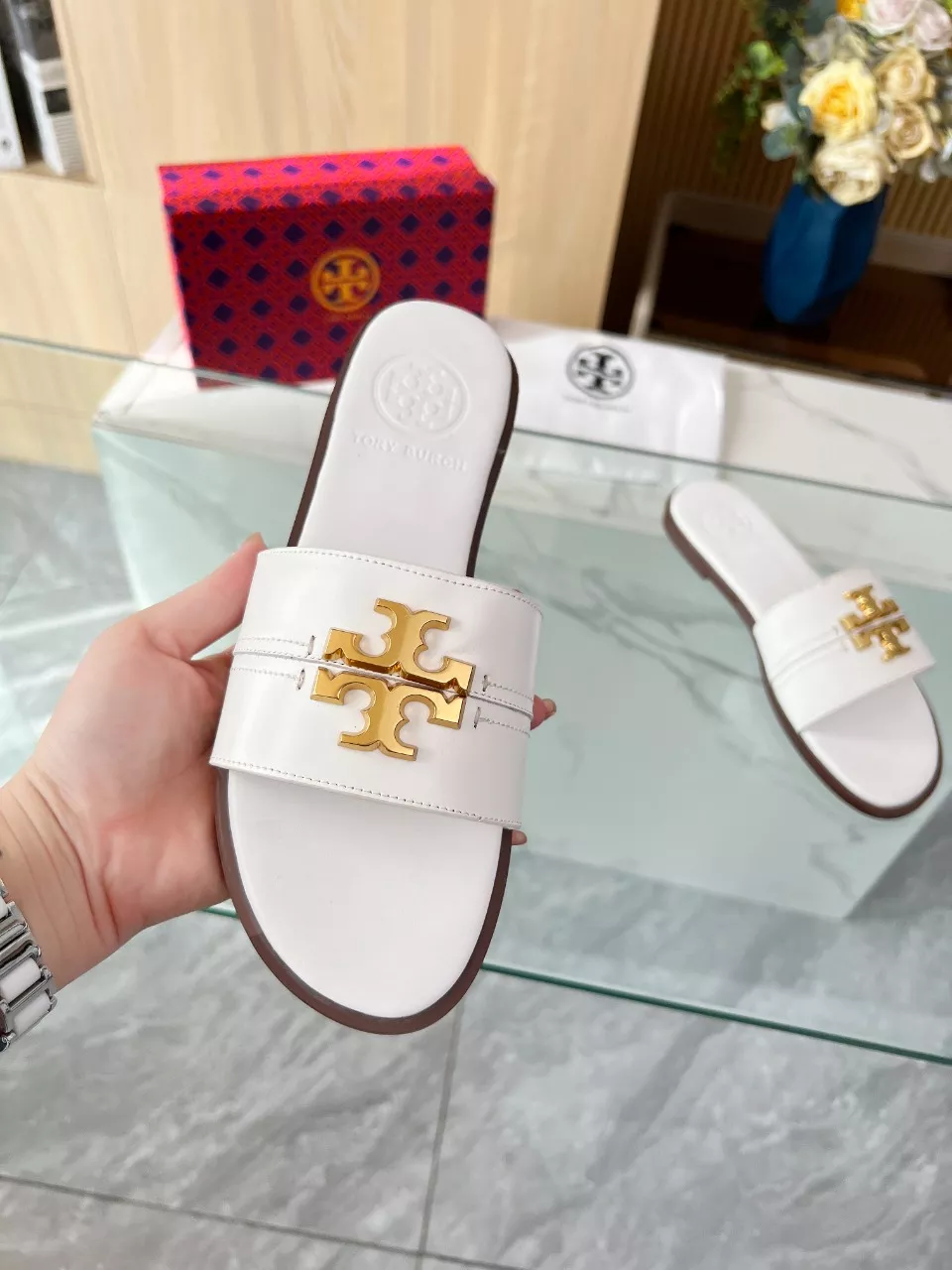 Tory Burch TB Slippers For Women Minimalist 8638