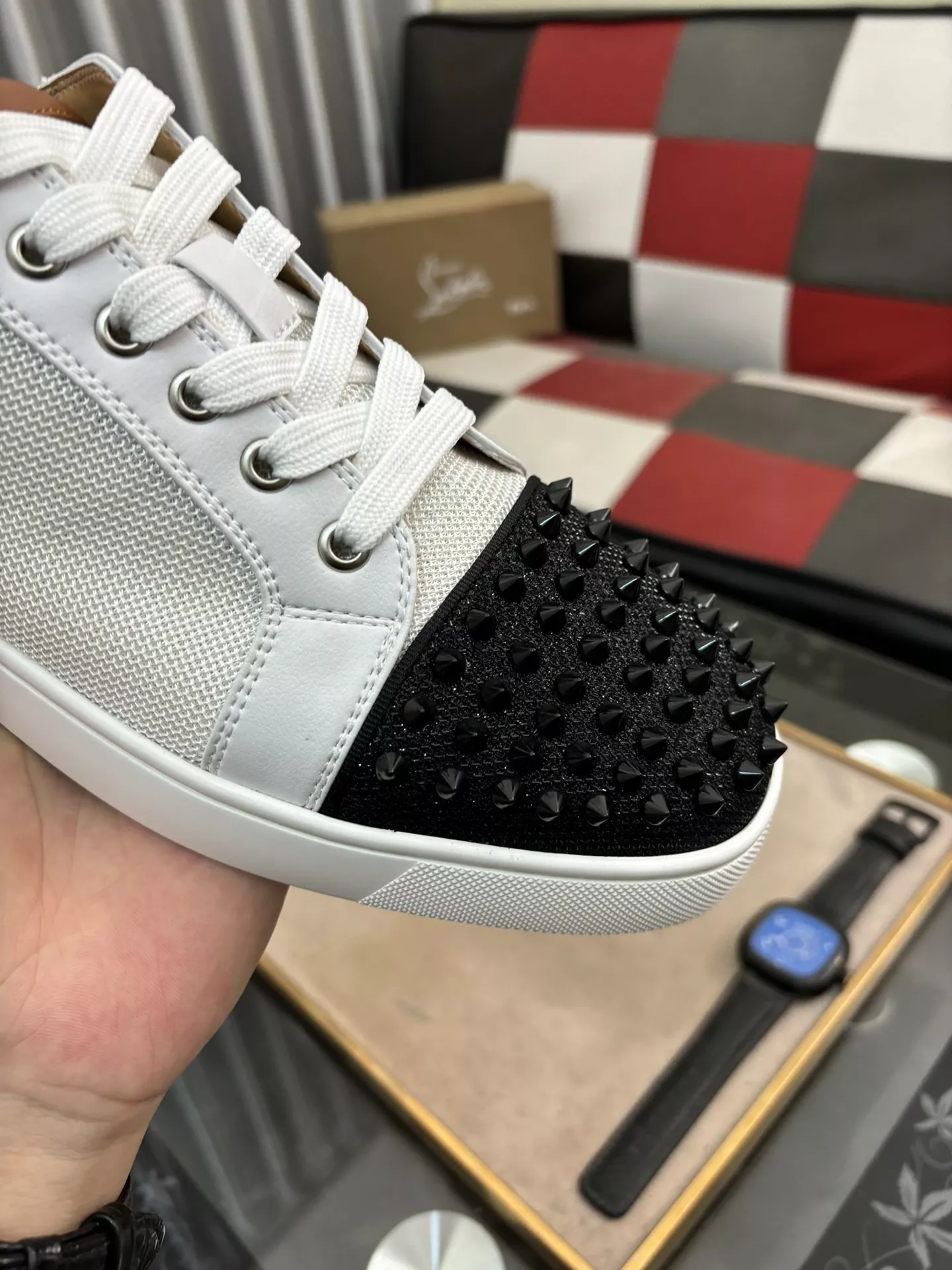 Trendsetting 1155 Christian Louboutin Casual Shoes For Men