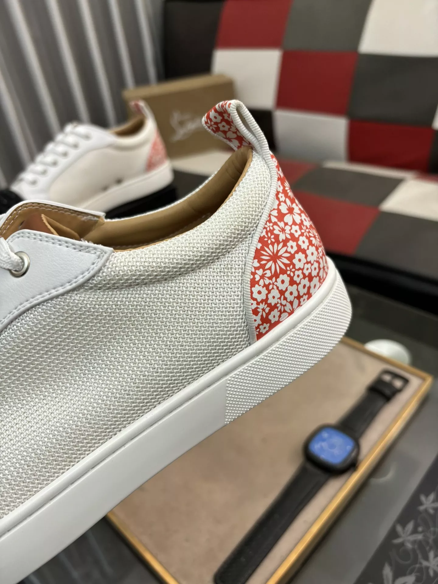Trendsetting 1155 Christian Louboutin Casual Shoes For Men