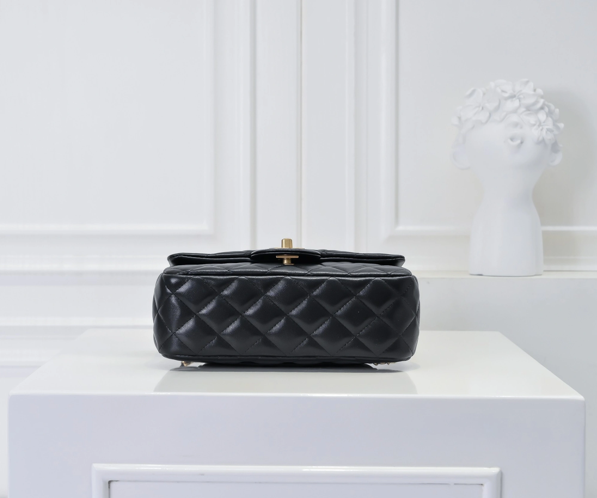 Trendsetting 1225 Chanel AAA Quality Messenger Bags