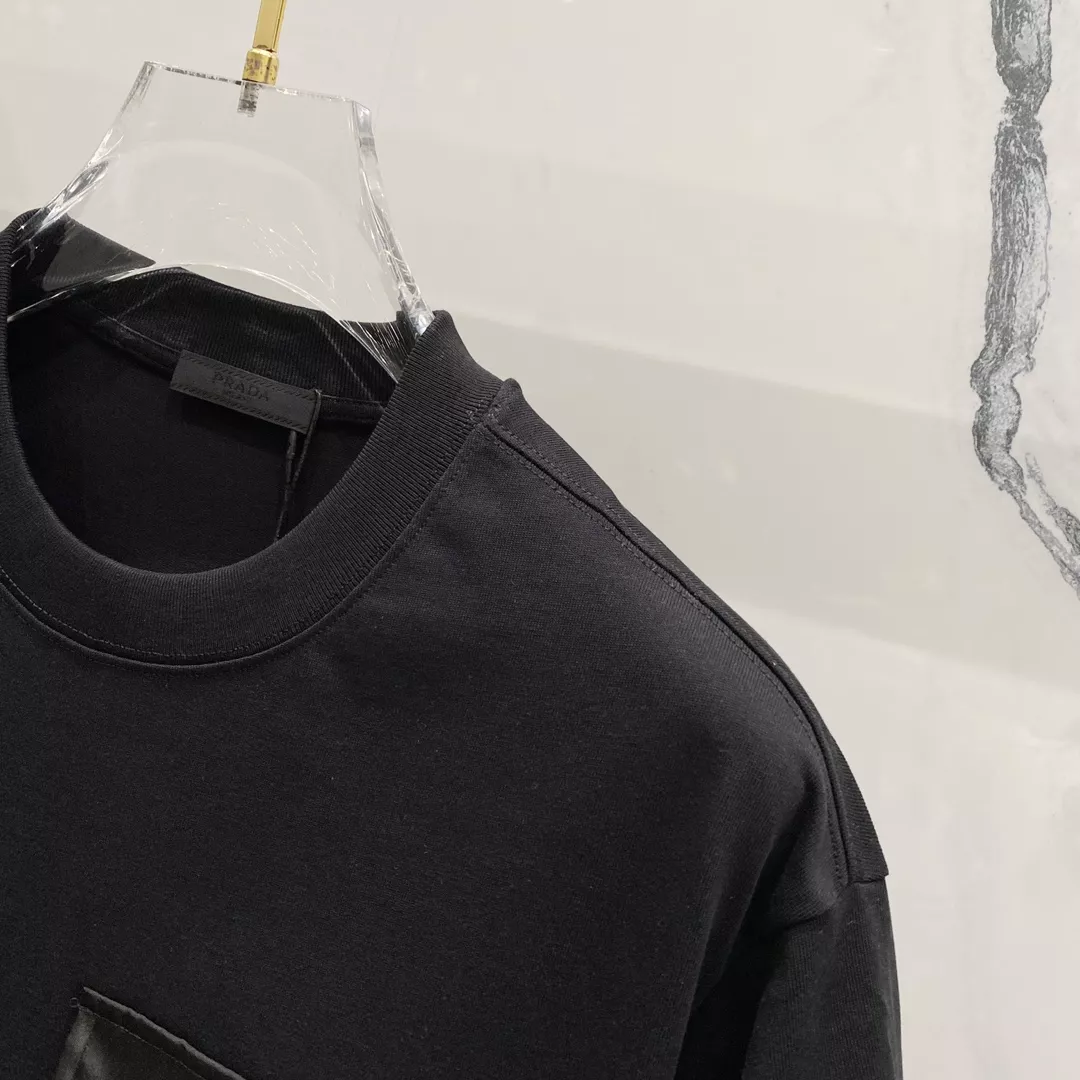 Trendsetting 1275 Prada T-Shirts Short Sleeved For Unisex