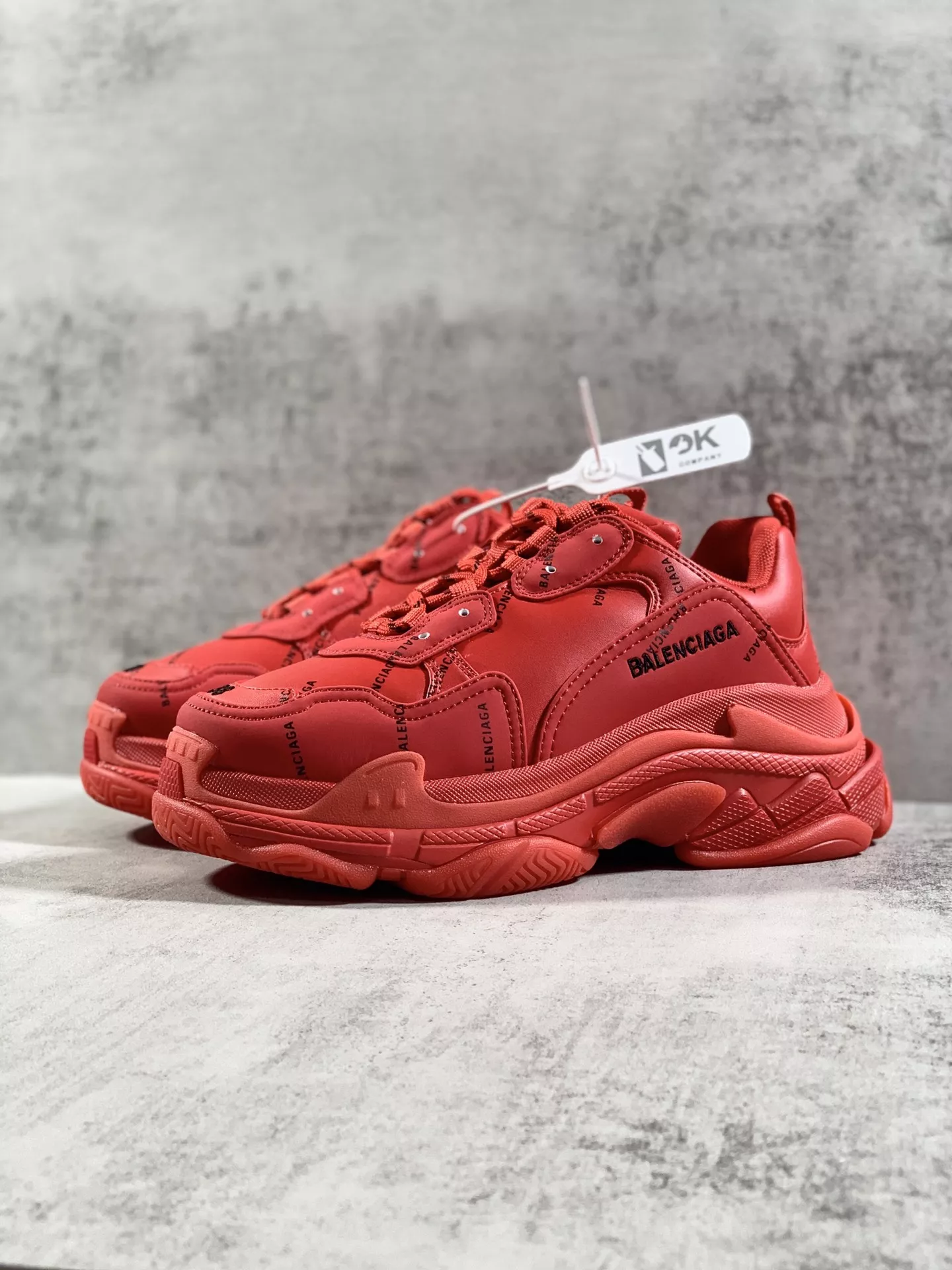 Trendsetting 1296 Balenciaga Casual Shoes For Men