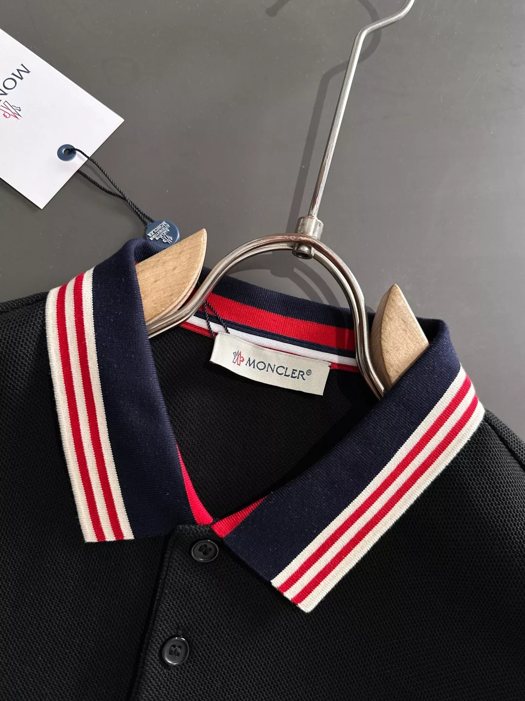 Trendsetting 1437 Moncler T-Shirts Short Sleeved For Men