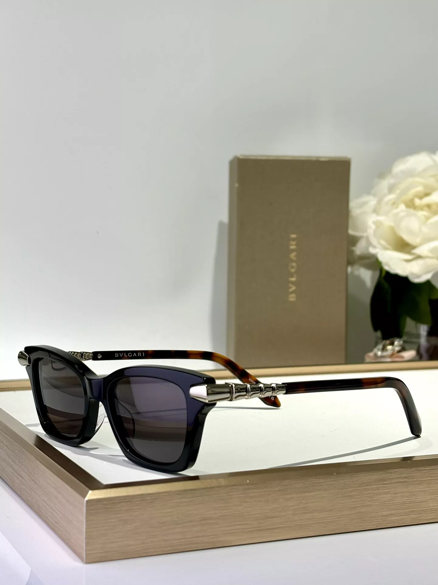 Trendsetting 1581 Bvlgari AAA Quality Sunglasses