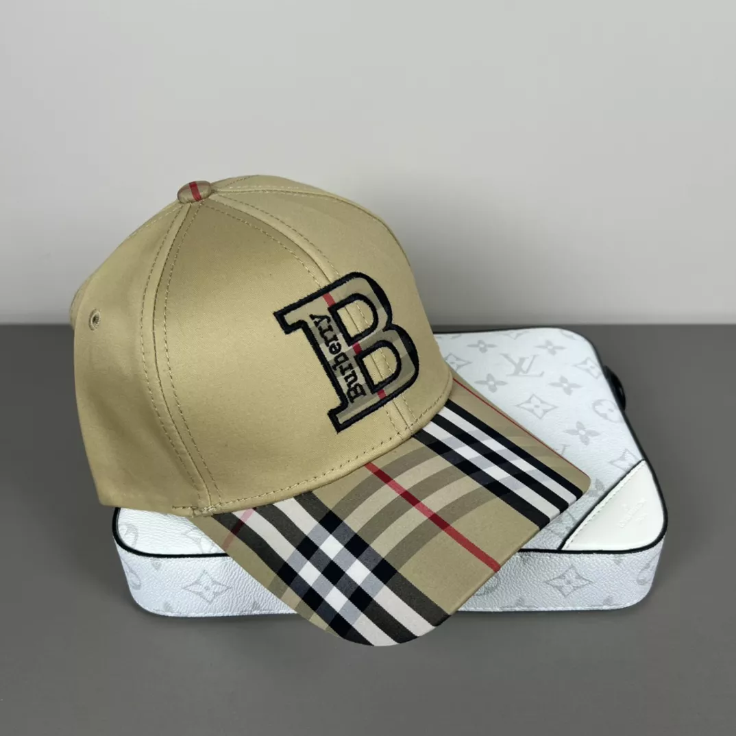 Trendsetting 1632 Burberry Caps