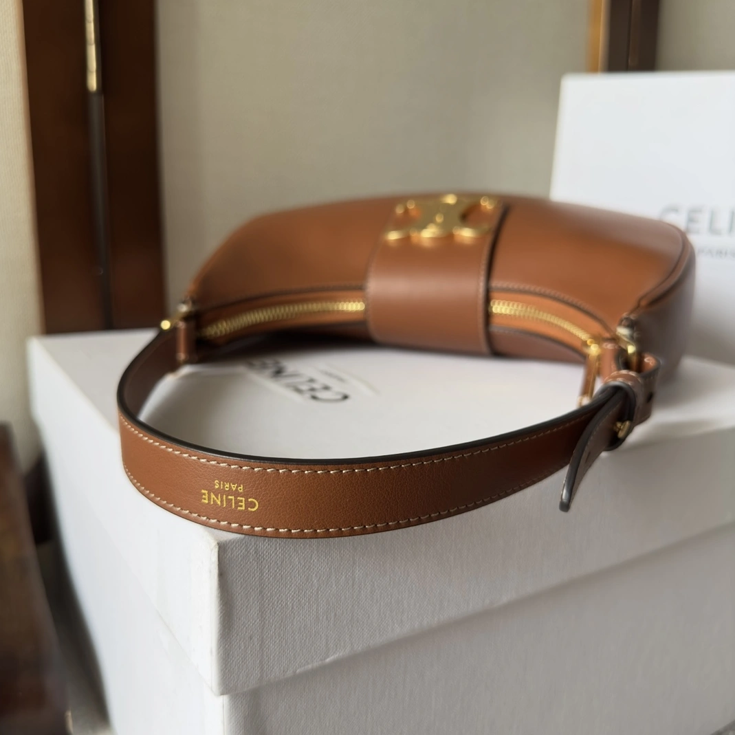 Trendsetting 1700 Celine AAA Quality Shoulder Bags For Women