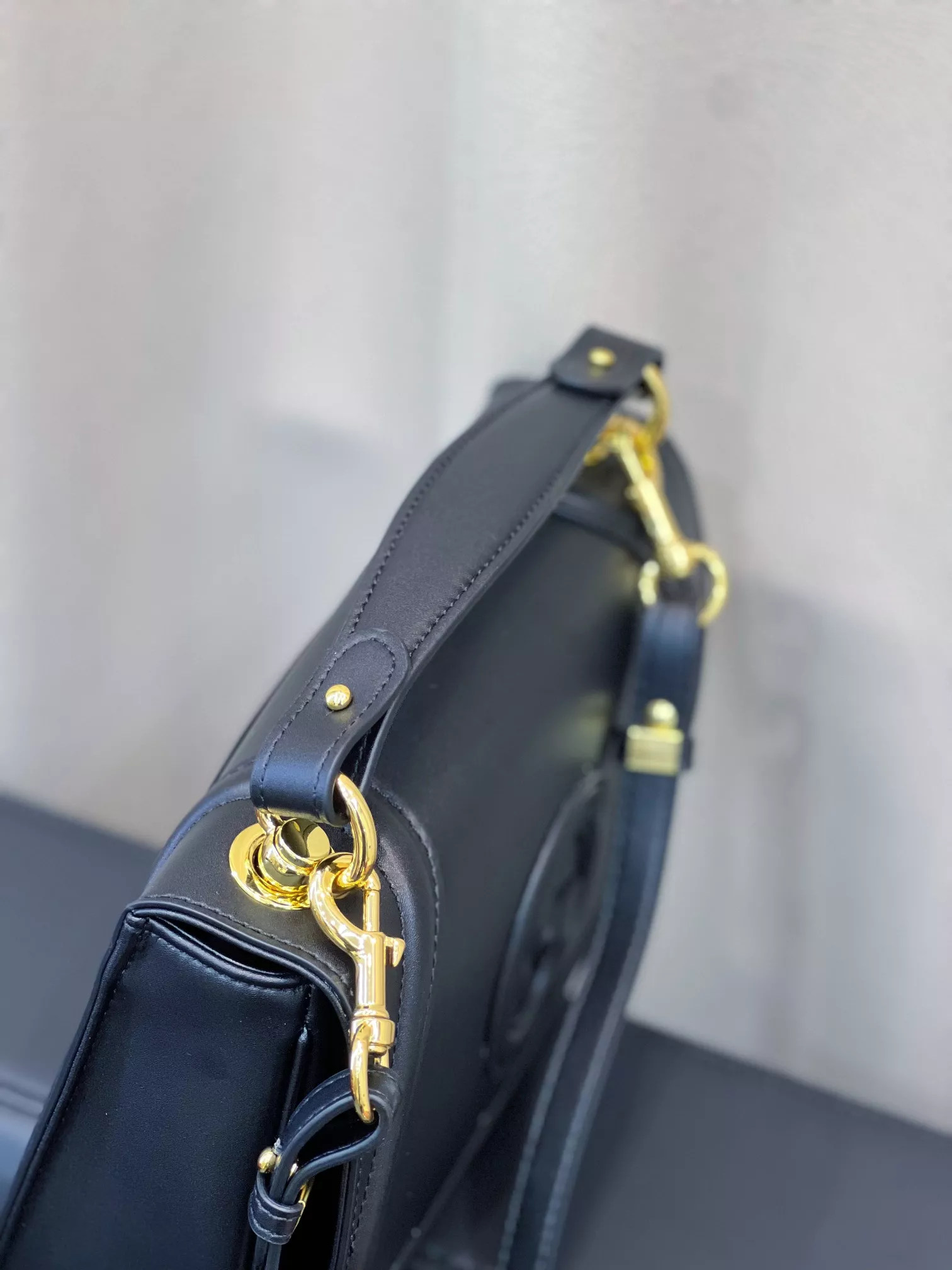 Trendsetting 1893 Gucci AAA Quality Messenger Bags For Women