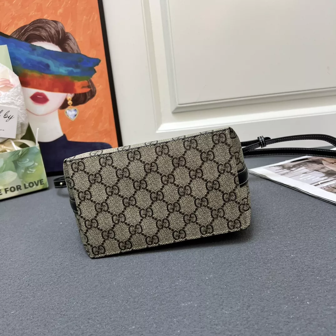 Trendsetting 1906 Gucci AAA Quality Messenger Bags For Women