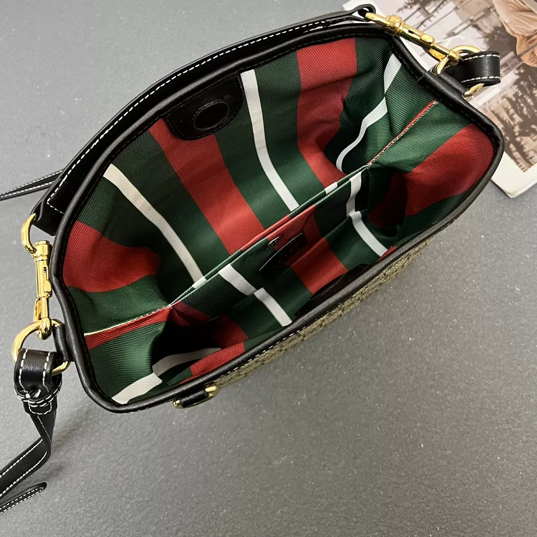 Trendsetting 1906 Gucci AAA Quality Messenger Bags For Women