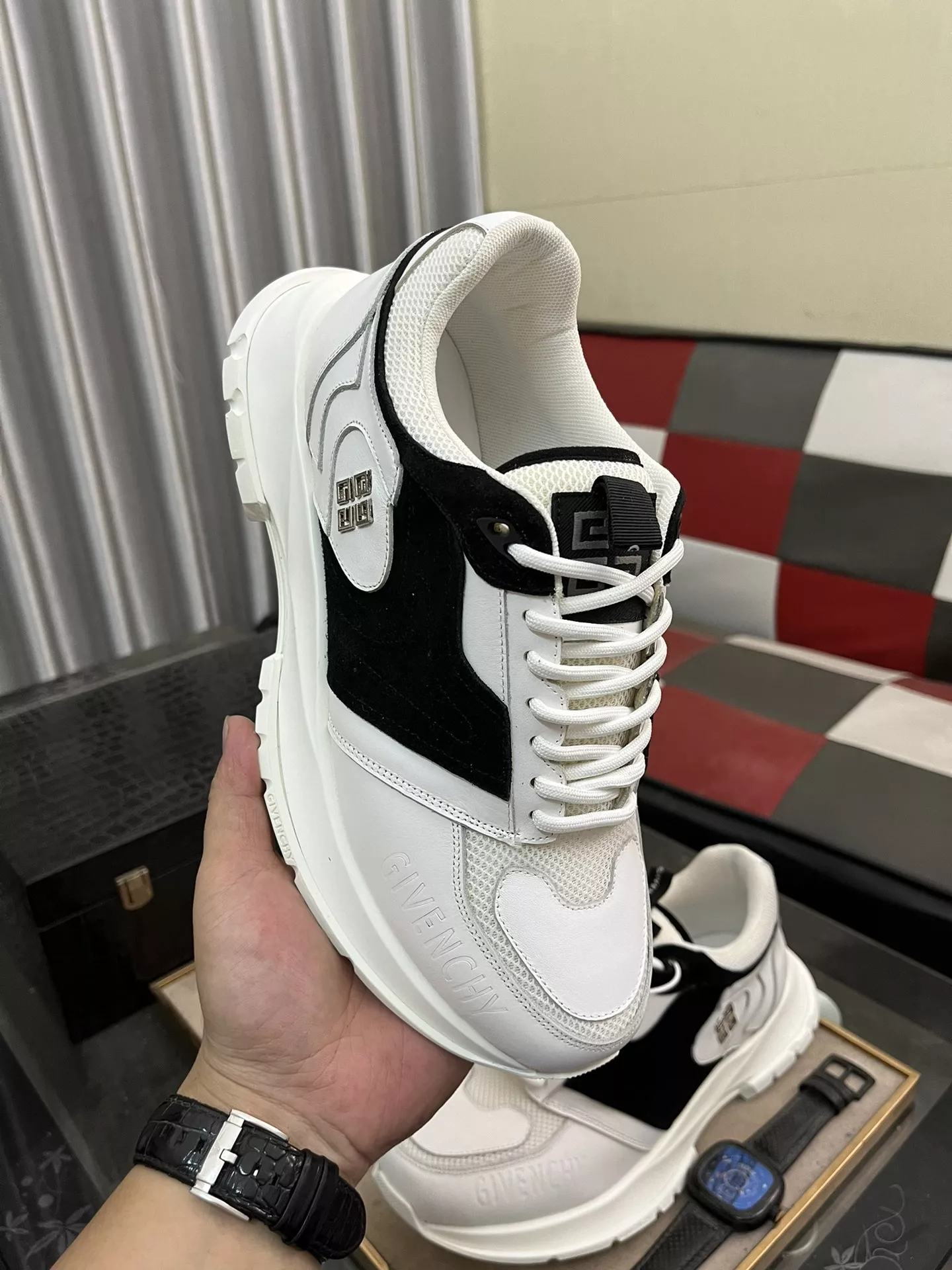 Trendsetting 1934 Givenchy Casual Shoes For Men