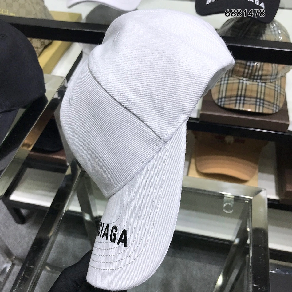 Trendsetting 1940 Balenciaga Hats