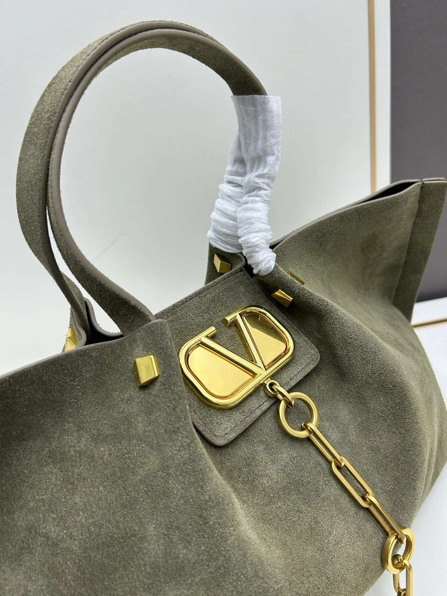 Trendsetting 2009 Valentino AAA Quality Handbags For Women