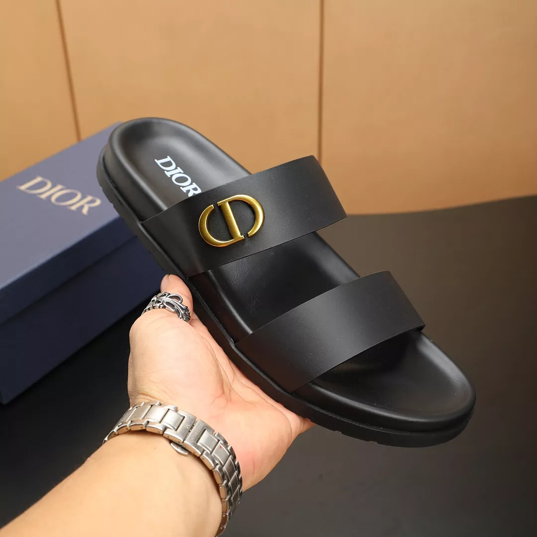 Trendsetting 2023 Christian Dior Slippers For Men