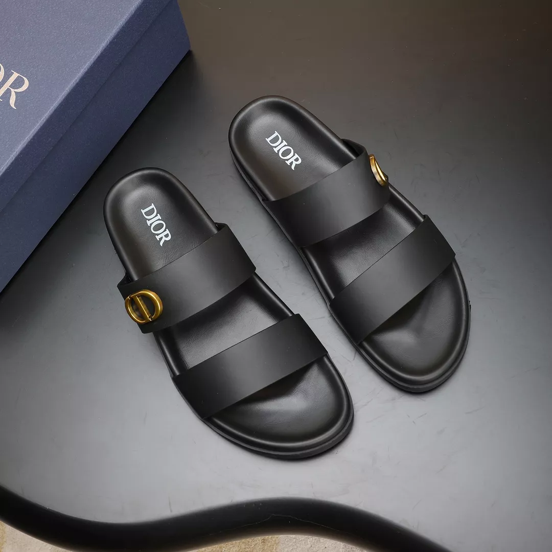 Trendsetting 2023 Christian Dior Slippers For Men