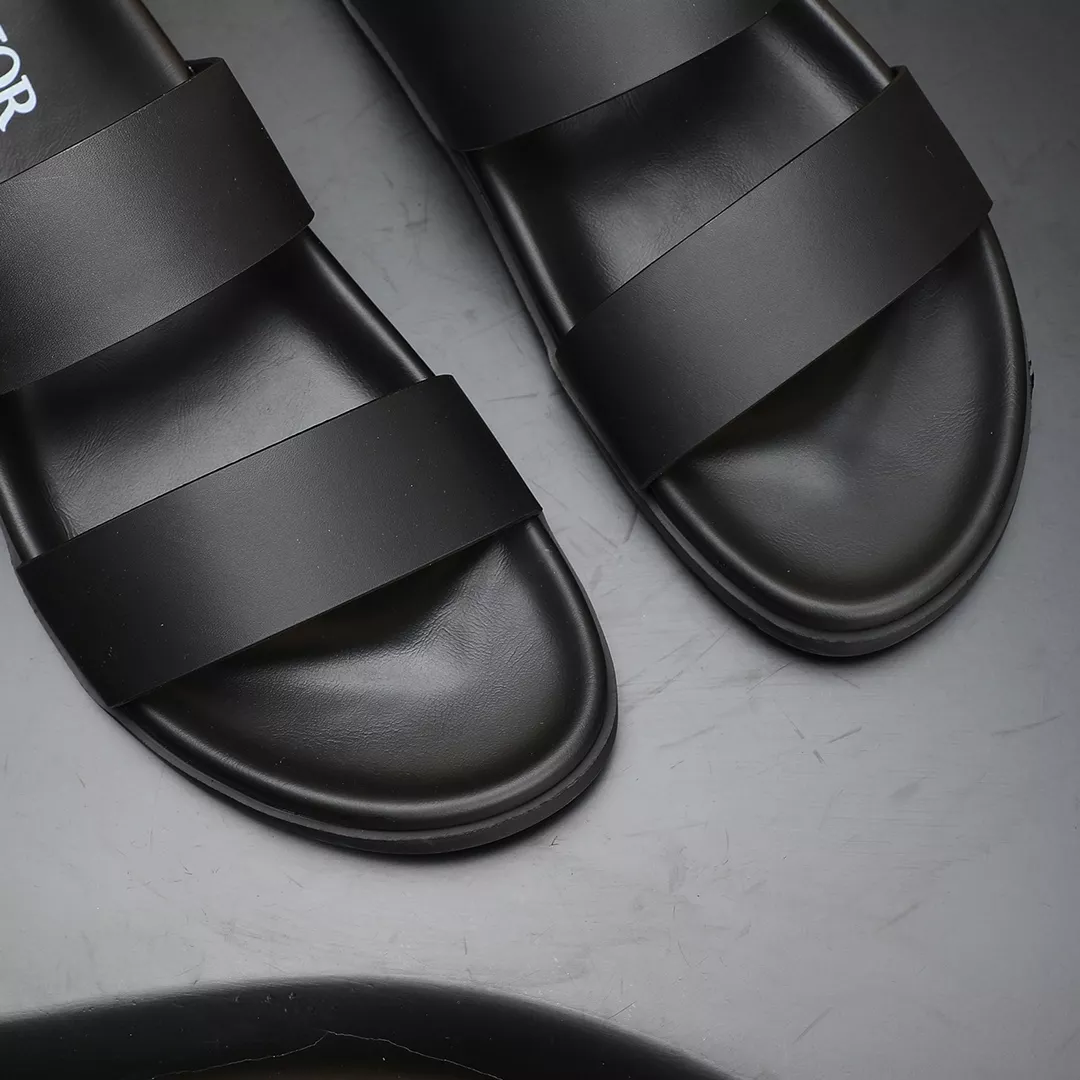 Trendsetting 2023 Christian Dior Slippers For Men