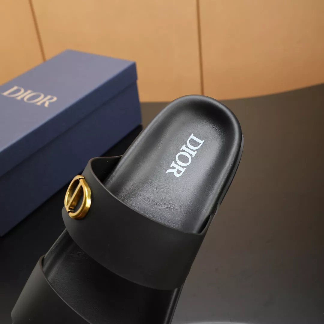 Trendsetting 2023 Christian Dior Slippers For Men