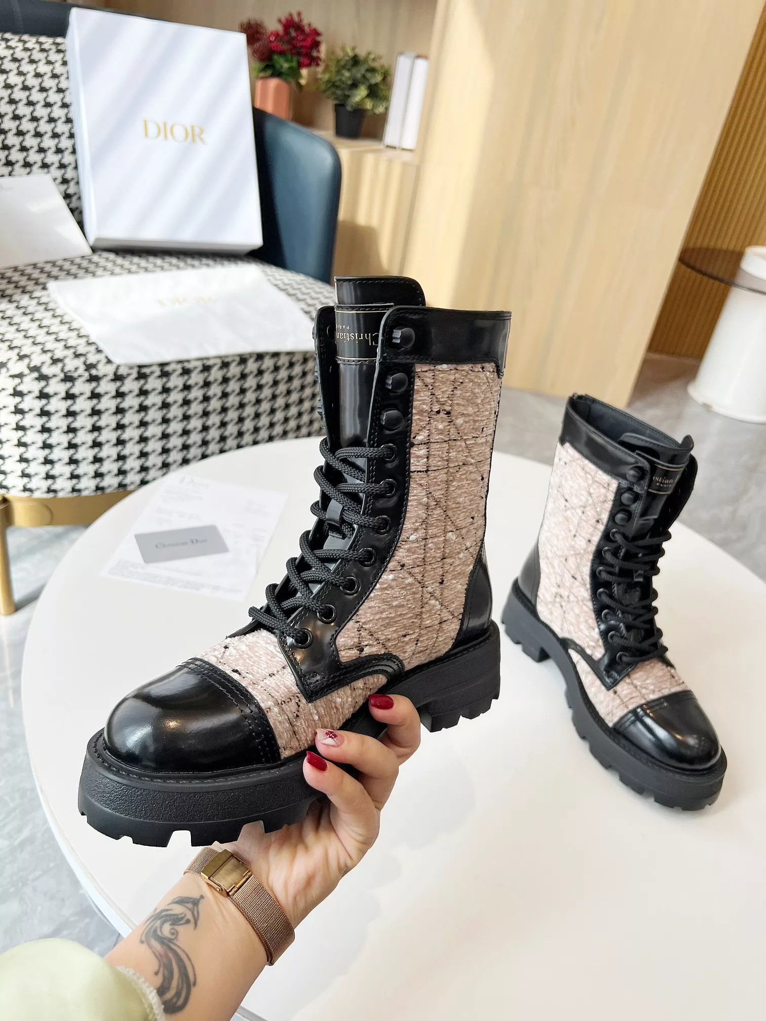 Trendsetting 2034 Christian Dior Boots For Women