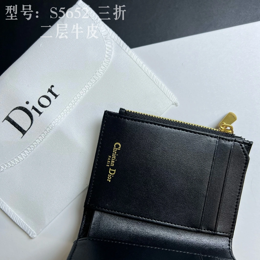 Trendsetting 2053 Christian Dior Card Case
