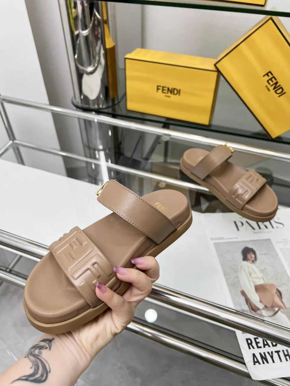 Trendsetting 2158 Fendi Slippers For Women