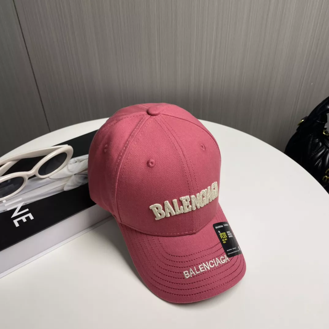 Trendsetting 2427 Balenciaga Caps