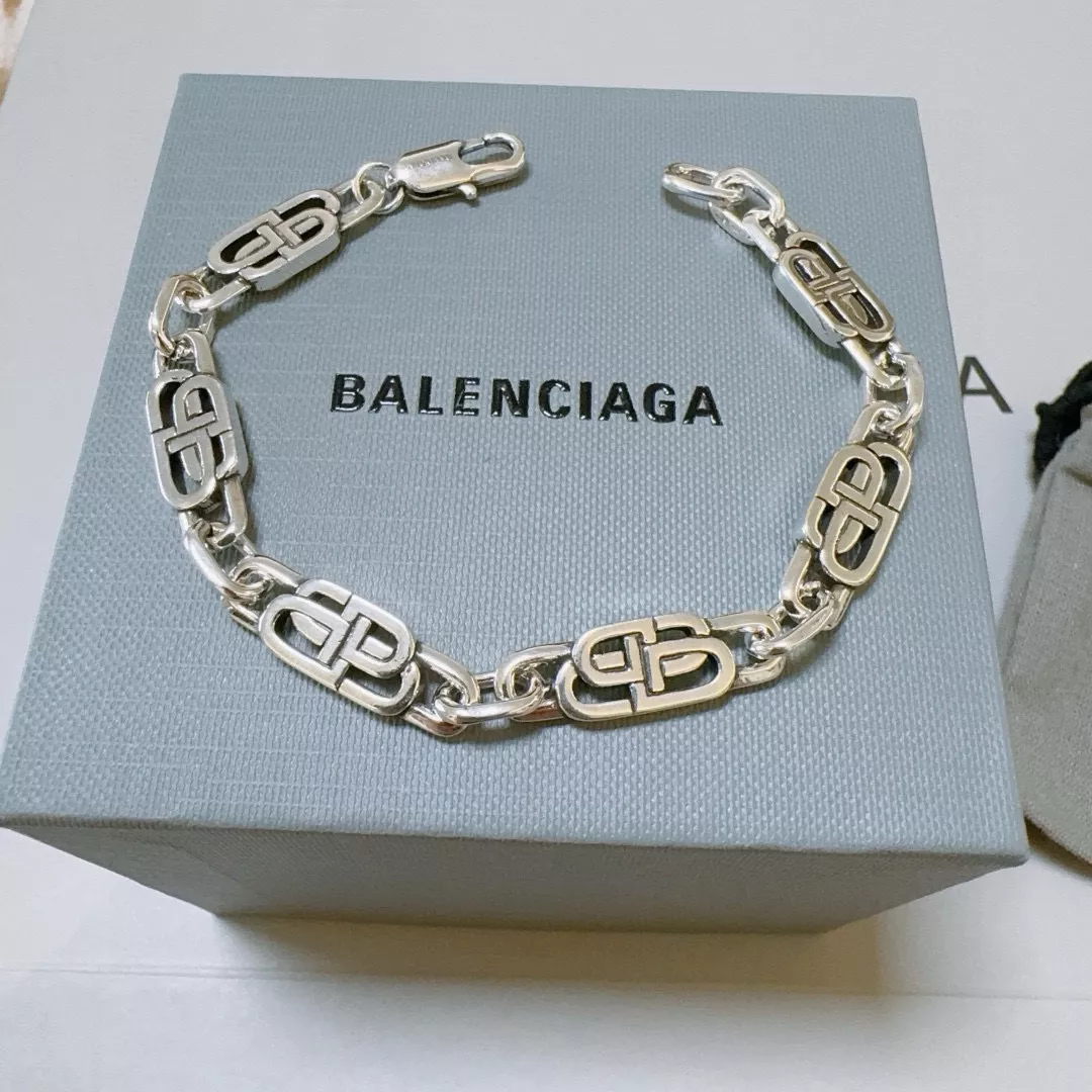 Trendsetting 2834 Balenciaga Bracelets