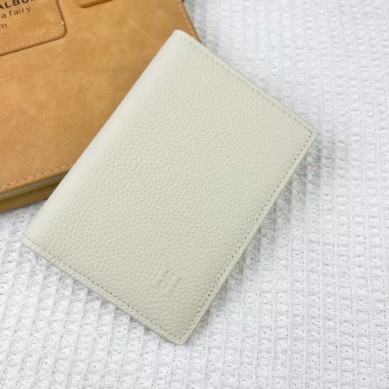 Trendsetting 2912 Hermes Card Case