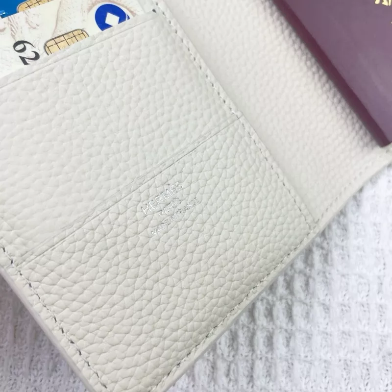 Trendsetting 2912 Hermes Card Case