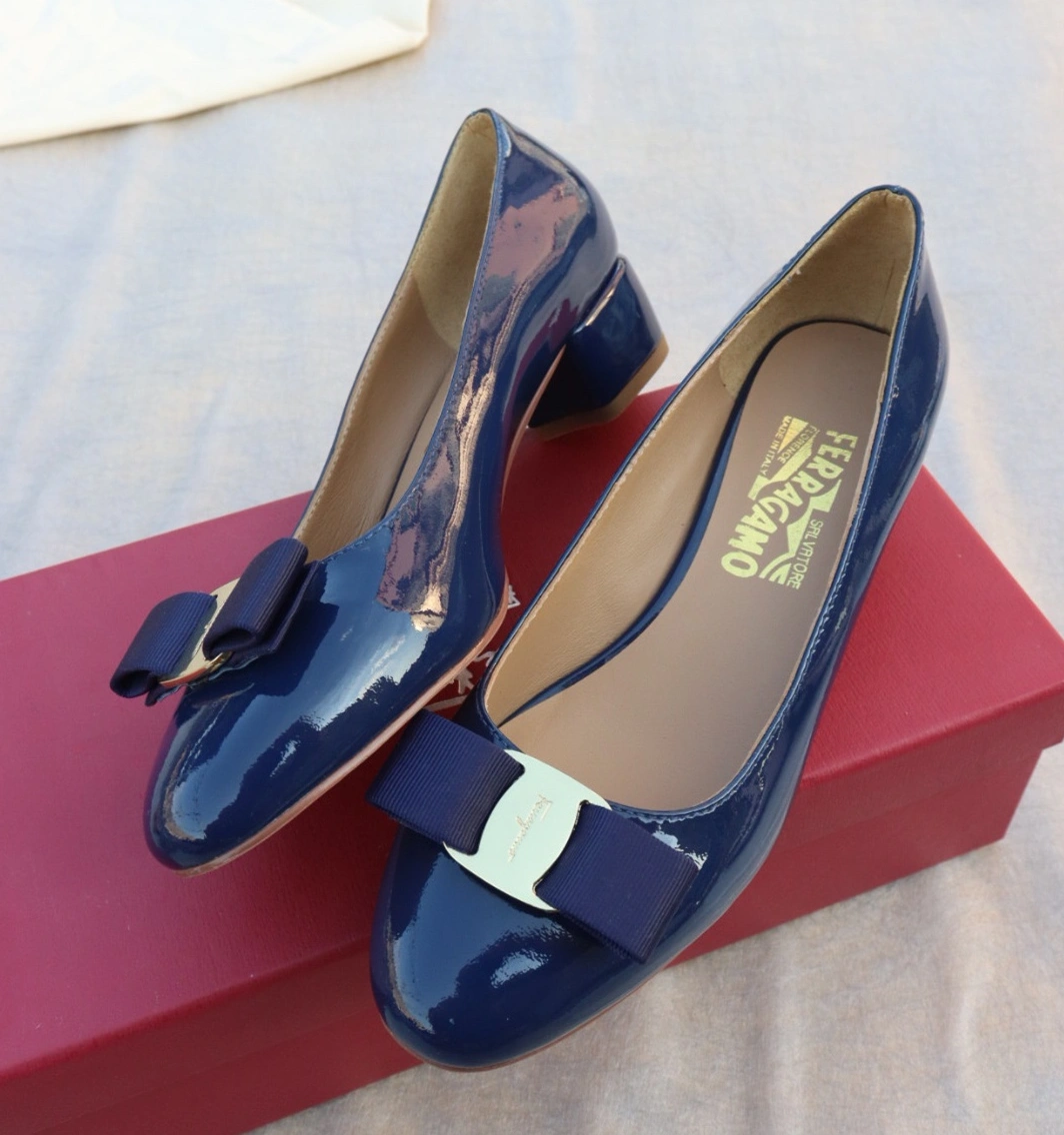 Trendsetting 305 Salvatore Ferragamo Flat Shoes For Women