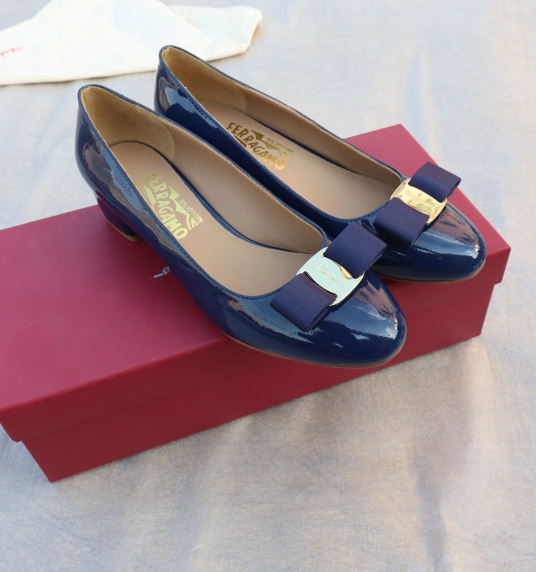 Trendsetting 305 Salvatore Ferragamo Flat Shoes For Women