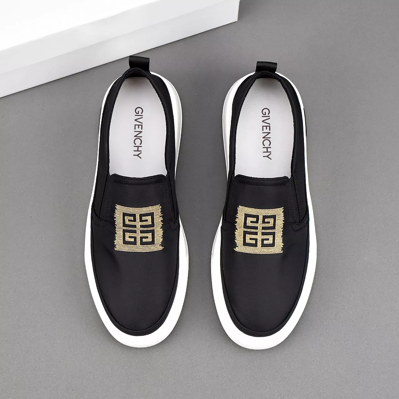 Trendsetting 3064 Givenchy Casual Shoes For Men