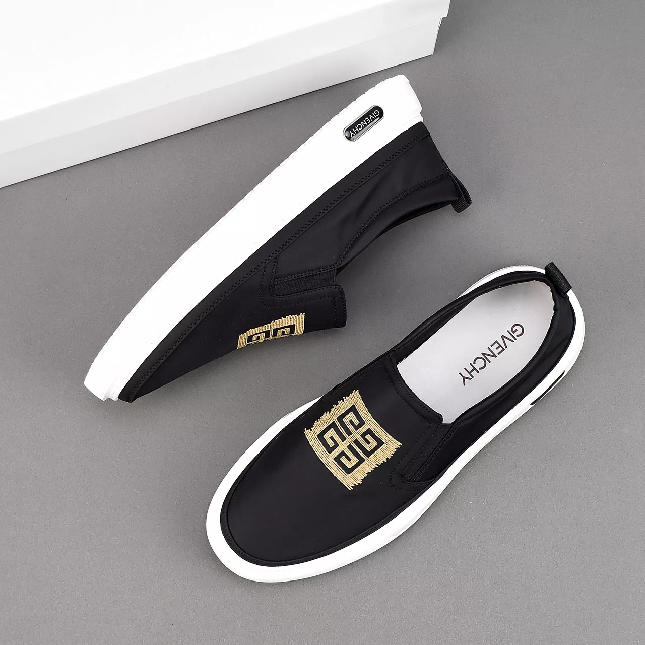 Trendsetting 3064 Givenchy Casual Shoes For Men