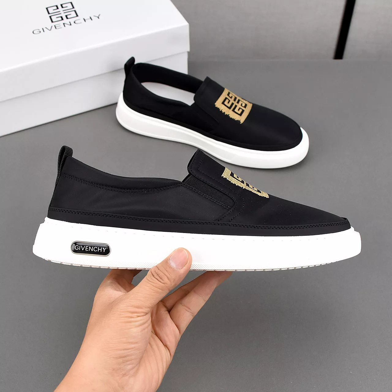 Trendsetting 3064 Givenchy Casual Shoes For Men
